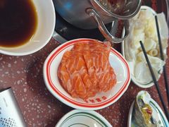 -四囍码头海鲜烧烤自助火锅(外滩南京东路悦荟广场店)