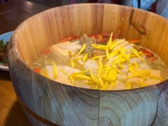木桶酸菜鱼-中8楼风尚云南菜(颐堤港店)