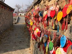 -百里峡七彩艺术小镇