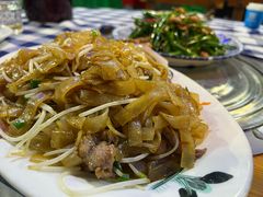 -洞密园美食城(富华路店)