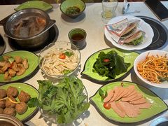 -一叶一世界·素食餐厅(锦华万达店)