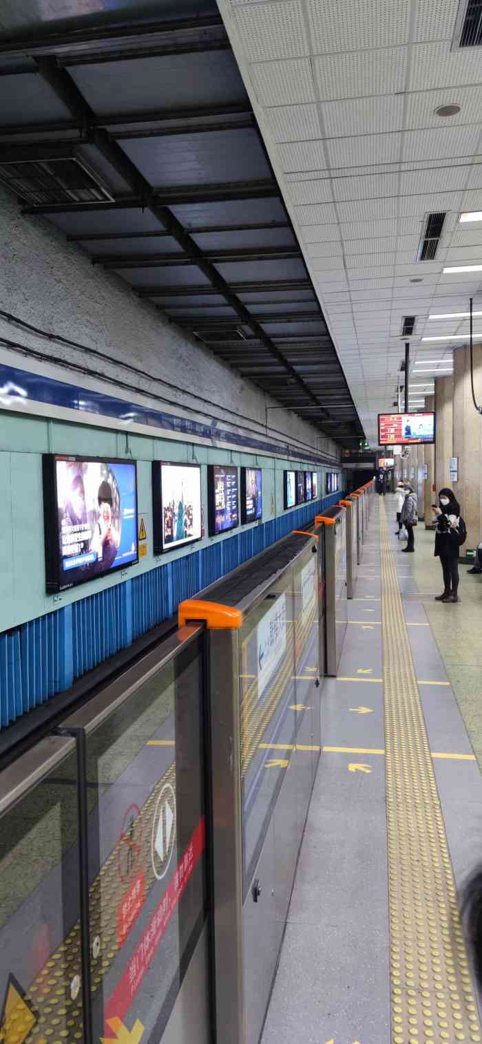 安定门(地铁站)-"地铁口的景色不错,可惜天气不给力,垂柳春.