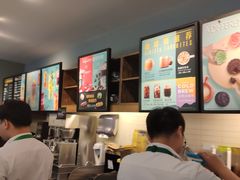 -星巴克(古美路店)