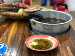 -咏勝锑锅麻辣烫(净居寺路总店)