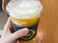 -全家便利店(杭州龙翔桥地铁站店)