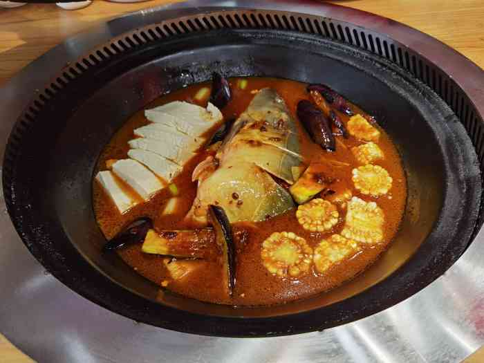 香水鱼铁锅炖-"刚到长白山的第一顿饭.感觉不错."-大众点评移动版