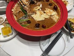 垮炖胖鱼头泡饼-大碗居·烤鸭·鱼头泡饼(天坛东门店)