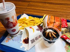 -麦当劳(江湾镇店)