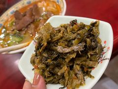 酸菜-金杨拉面王小吃面馆·牛三宝面·红烧牛肉粉
