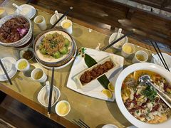 -花溪雨·森林餐厅(石基店)