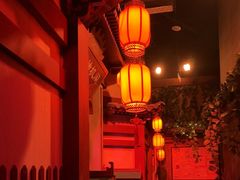 -暴风岛沉浸式体验馆(百联世纪店)