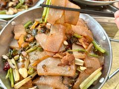-丹水桥地锅鱼·翘嘴鲌·地方特色全鱼宴(丹江口大坝店)