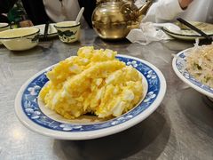 -虹建餐厅