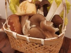 -小银家日式简餐(中信丹阳花园店)