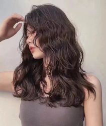 -MODEL'S HAIR