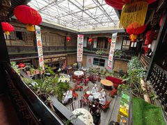 -蔼若春.传承三十年云南菜(金碧公园店)
