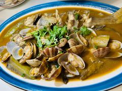 黄鱼茄子顿蚬子-小郭私房菜·海肠捞饭(学士街店)