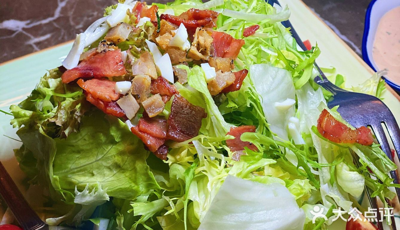 味道门炭火烧肉，给你不一样的味道[调皮]