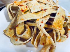 -宏兴烤鱼山庄(宣恩总店)