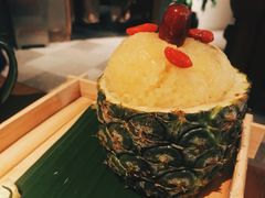 傣味菠萝饭-云海肴·汽锅鸡·云南菜(领展购物广场·中关村店)