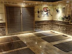 -碧中海汤泉汗蒸酒店