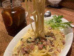 -玛格萝妮(汇智国际商业中心店)