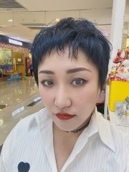 -虫二·专注健康烫染沙龙