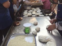 -老西关黄老太牛肉烧饼