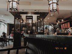 大堂-星巴克(南宁民歌湖店)