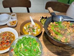 -聚鑫朋酸菜肥肠(九龙仓店)