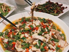 藤椒牛蛙鸡-三猫黑鱼花(南大店)
