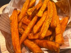 -8PINTS八品脱·日料·烧鸟·精酿小酒馆(莘庄店)