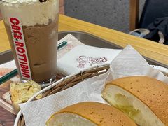 -劳顶笨咖啡(丽水宜家店)