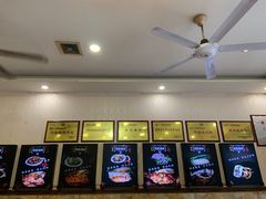 -刘胖娃鱼庄·特色肥肠鱼(杨家坪店)