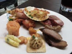 android_upload_pic-小天鹅戴斯酒店鲸鲨百汇创作料理
