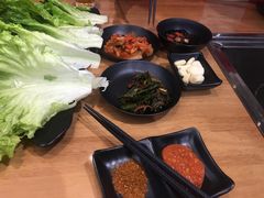 -肉甲韩国木炭烤肉(新壹街1店)