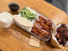 -品味斋片皮烤鸭(下沙宝龙店)