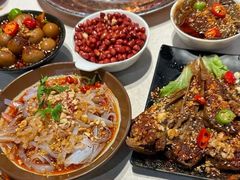 -锅立方•炭火蛙锅(六合万达广场店)