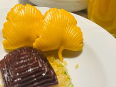 金牌扣肉加饼-湖滨28中餐厅·西湖宴·杭州君悦酒店