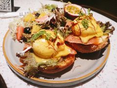 烟熏三文鱼班尼迪蛋-BE BRIGHT KITCHEN(正佳广场店)