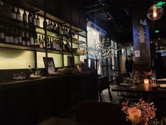 -Carbon莫卡哆·意大利复古集市餐厅(杭州大厦店)