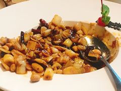 -铜锣湾·有麝自然香(重庆新天地店)