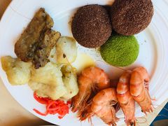 -亮马河饭店翠雅咖啡厅