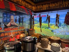 -魏铭鱼头捞饭(晋阳路店)