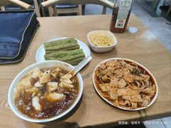 -三好食堂(煎饺·馄饨·肉饼米线·盛世广场店)