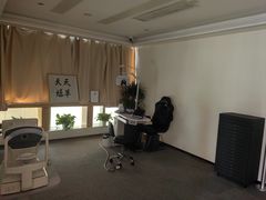-Eziwish眼镜·蔡司授权店