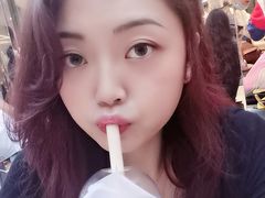 -奈雪的茶(亨特国际广场店)