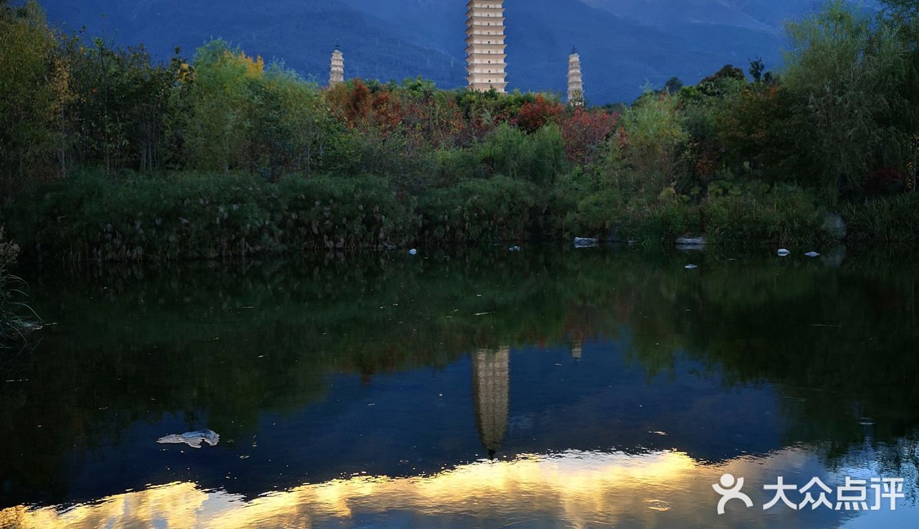 想和你在丽江的街头走一走