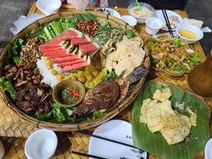 -傣家寨花园主题餐厅