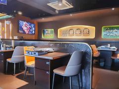 -曼听小寨海鲜烧烤·大连辣炒大王(盖州街店)
